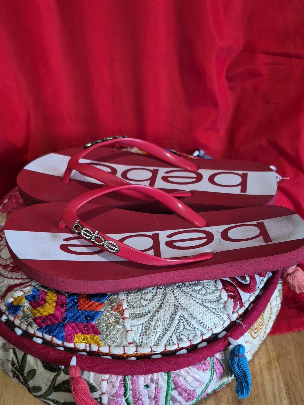 bebe Women's Red Flip Flop Sandals - Picture 3 of 7